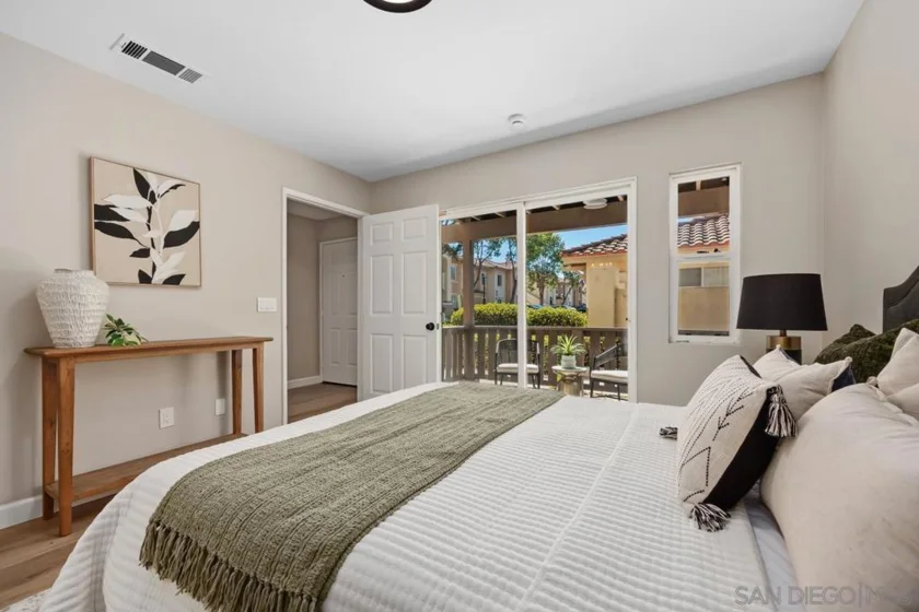 6004 Paseo Salinero photo 16