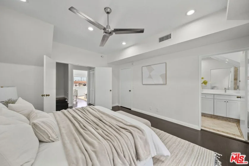 12515 Pacific Avenue #208 photo 9