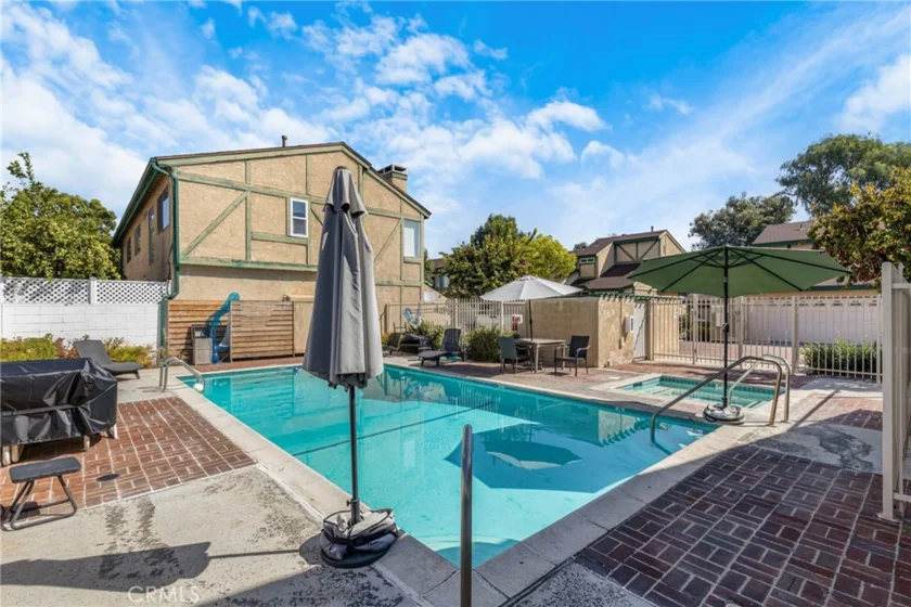 17221 Roscoe Boulevard #2 photo 28