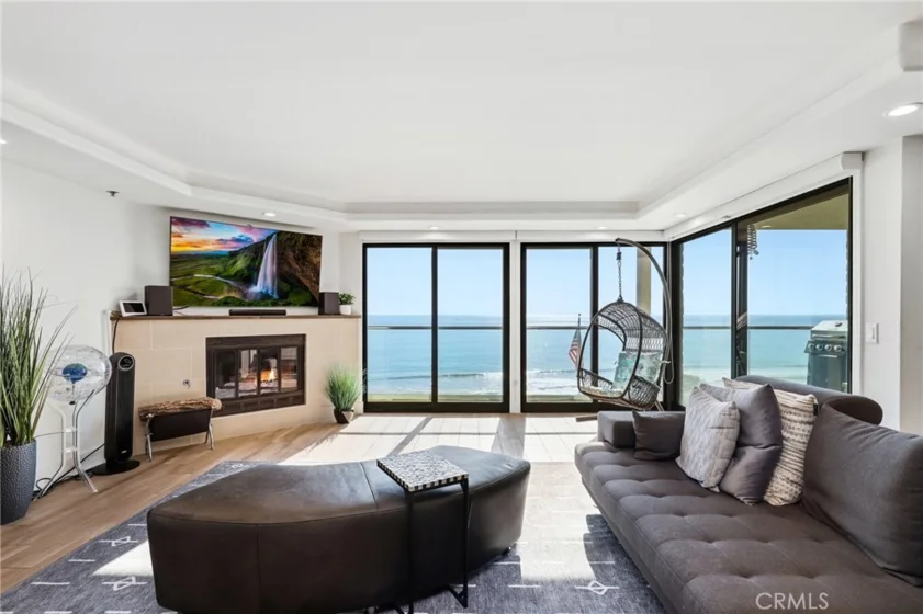 410 Corto Lane #E photo 3