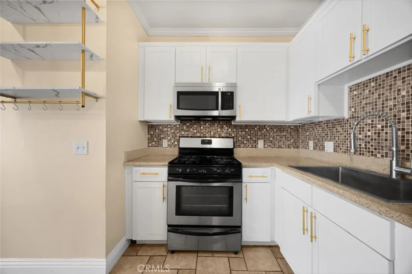 6938 Laurel Canyon #303 photo 13