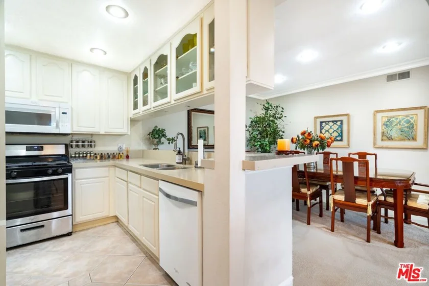 11535 Rochester Avenue #308 photo 35