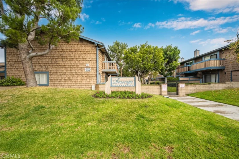 16796 Algonquin Street #21 photo 1