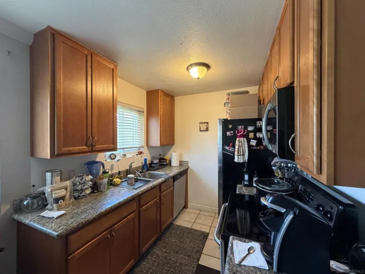 9220 Kenwood #F photo 18