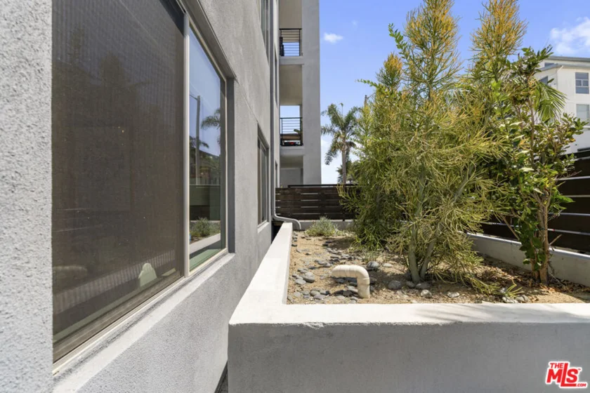13337 Beach Avenue #106 photo 10
