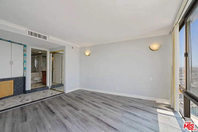 4314 Marina City Drive #1118 photo 27