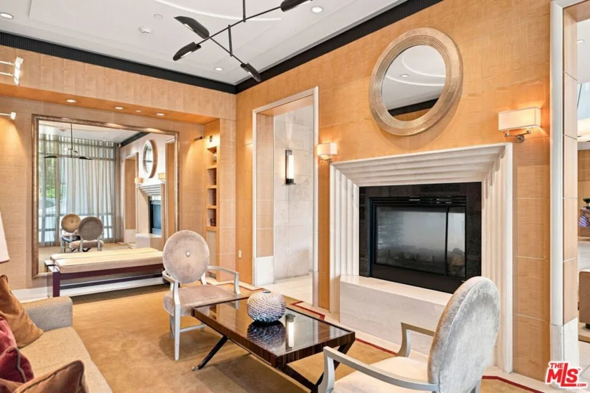 10800 Wilshire Boulevard #403 photo 6