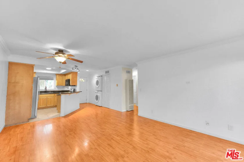 1485 Obispo Avenue #6 photo 1