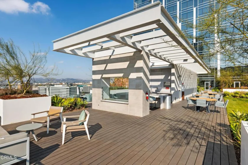 877 Francisco Street #1506 photo 26