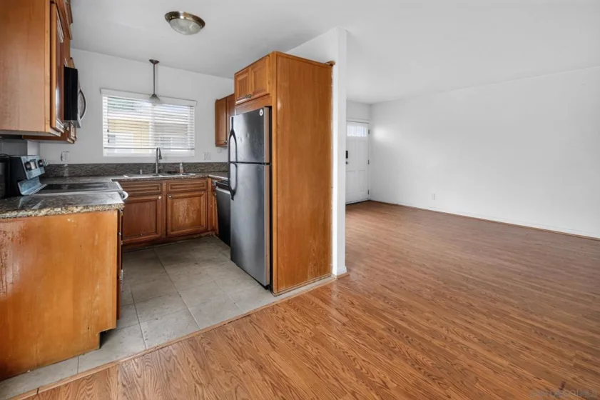 4346 52nd Street #10 photo 6