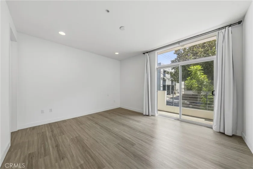 10911 Wellworth #1A photo 9