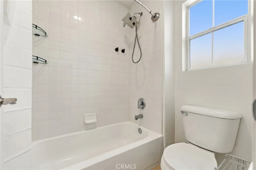3294 W Orange photo 23