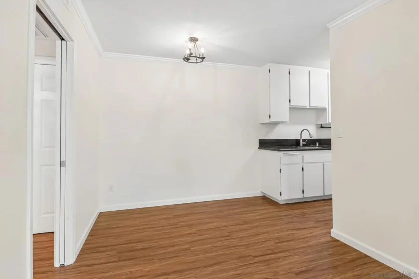 5700 Baltimore #221 photo 9