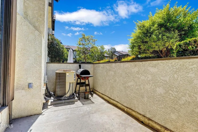 21209 Lassen Street #4 photo 29
