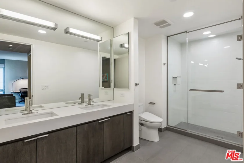1755 Ocean Avenue #Apt 707 photo 16