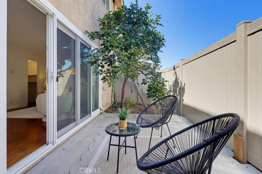 951 Las Lomas Dr Unit 6b photo 4