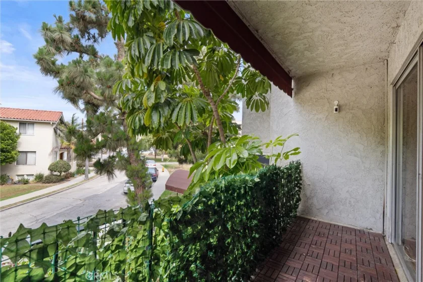372 E Carroll Park #201 photo 20