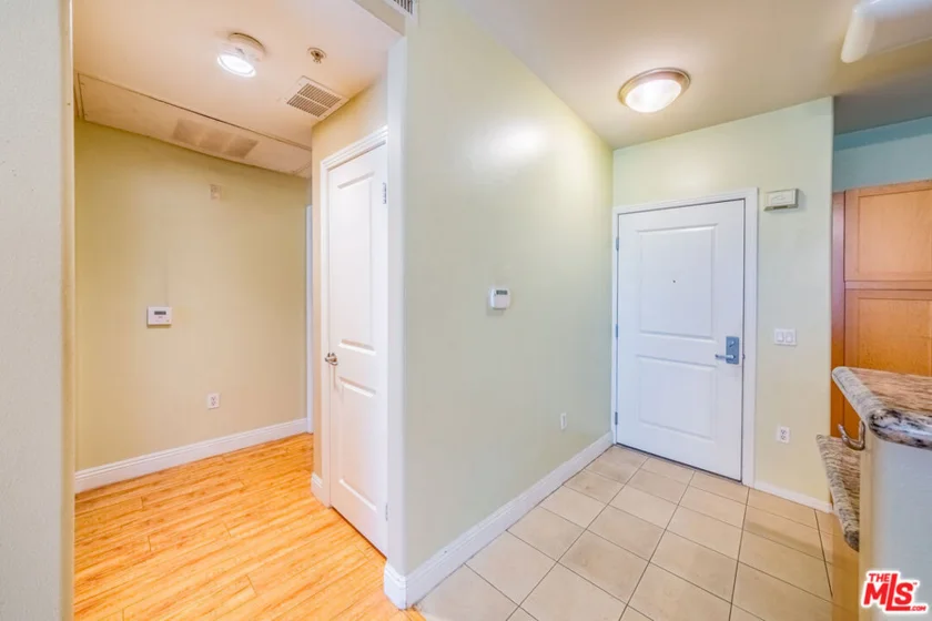100 S Alameda Street #154 photo 3