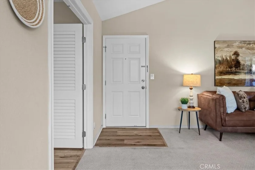 208 Springview photo 6