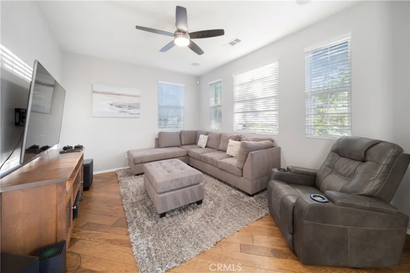 31165 Sunflower Way photo 1