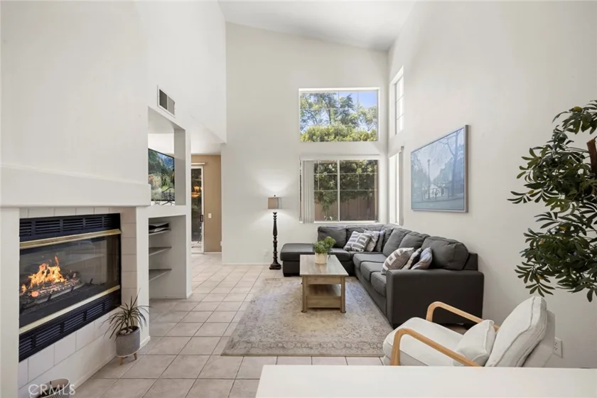 3423 E White Chapel Court #E photo 3