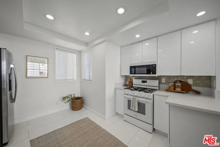 12515 Pacific Avenue #208 photo 4