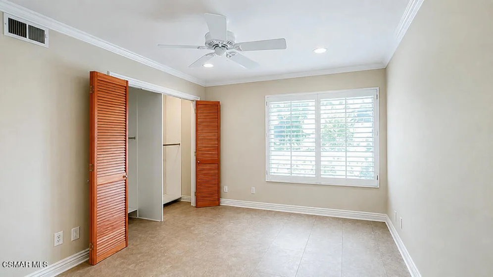 6501 Vanalden Avenue #6 photo 24