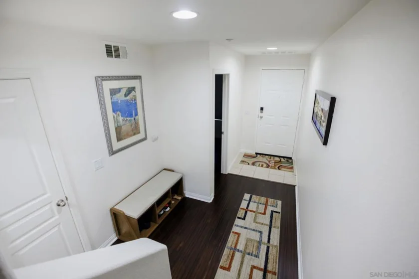 810 Harbor Cliff Way #230 photo 27