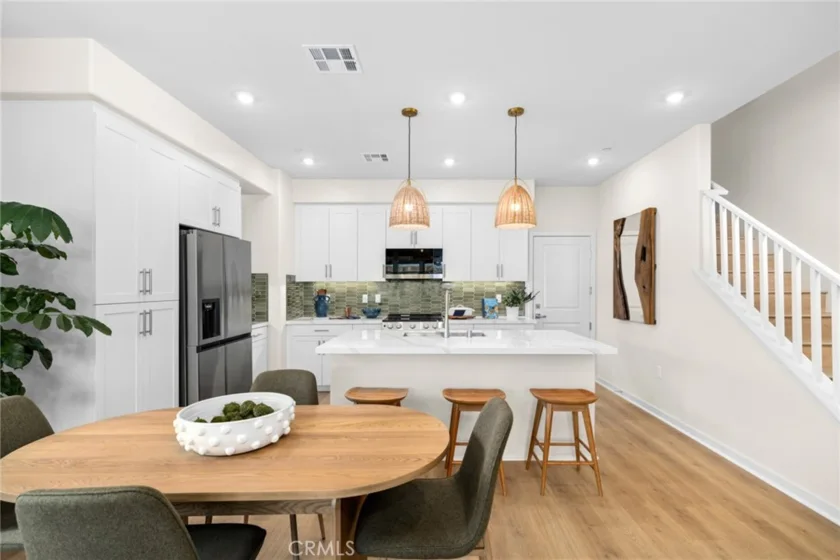 5787 Santa Barbara Avenue photo 13