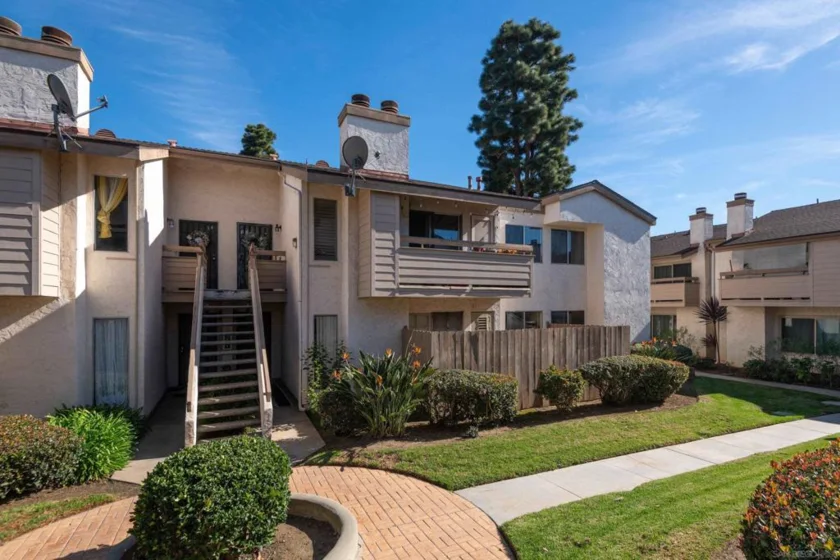 1727 Melrose Avenue #33 photo 1