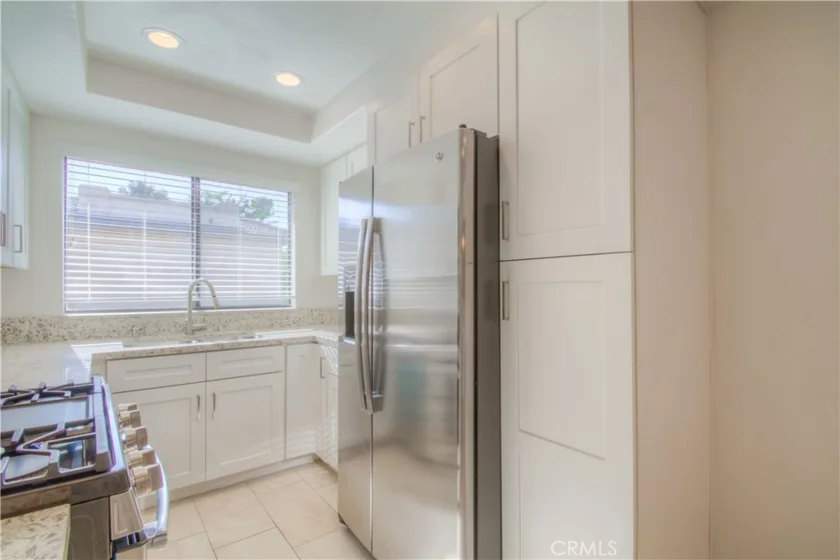 25261 Tanoak photo 16