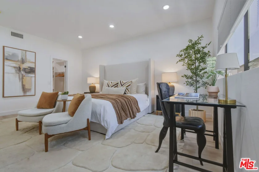 4707 Willis Avenue #206 photo 36
