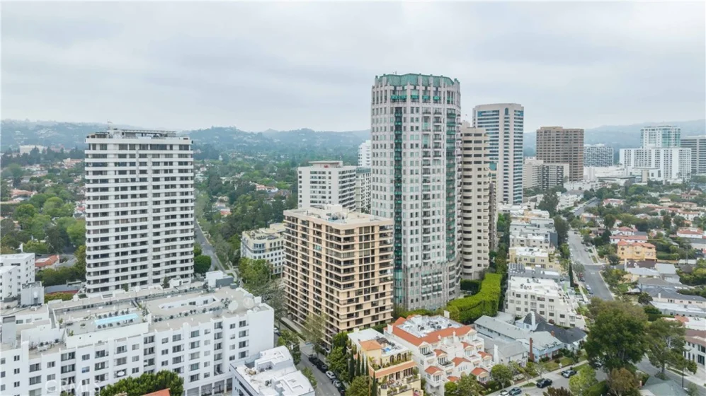 10590 Wilshire Boulevard #305 photo 36
