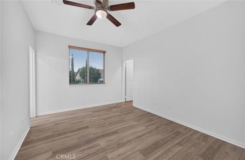 30780 Olympia Rose photo 40