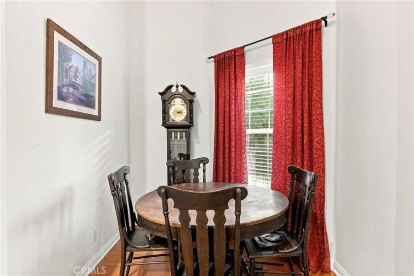 42761 Juniper photo 13