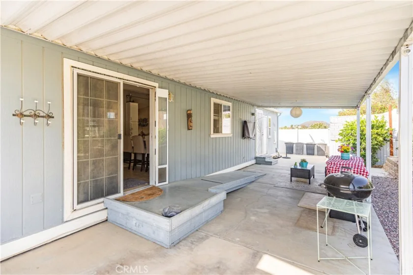25210 Catalina photo 33