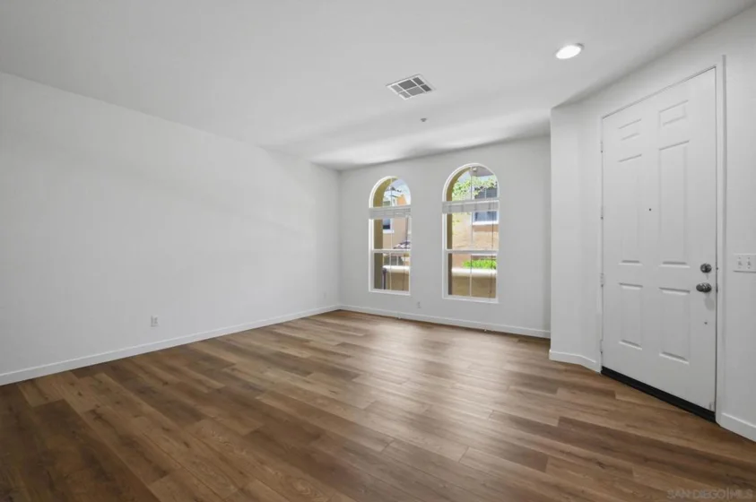 1151 Goddard photo 23