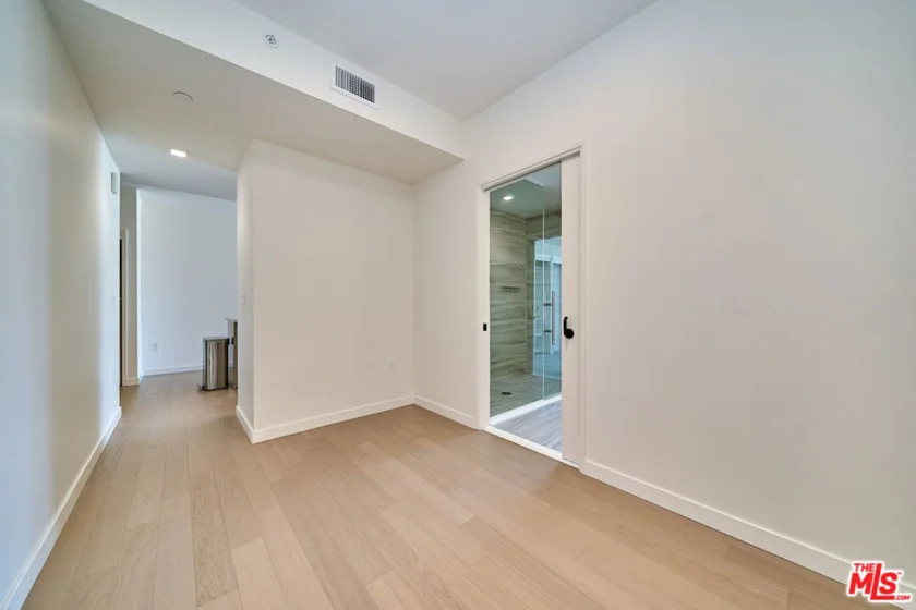 1050 S Grand Avenue #1008 photo 29