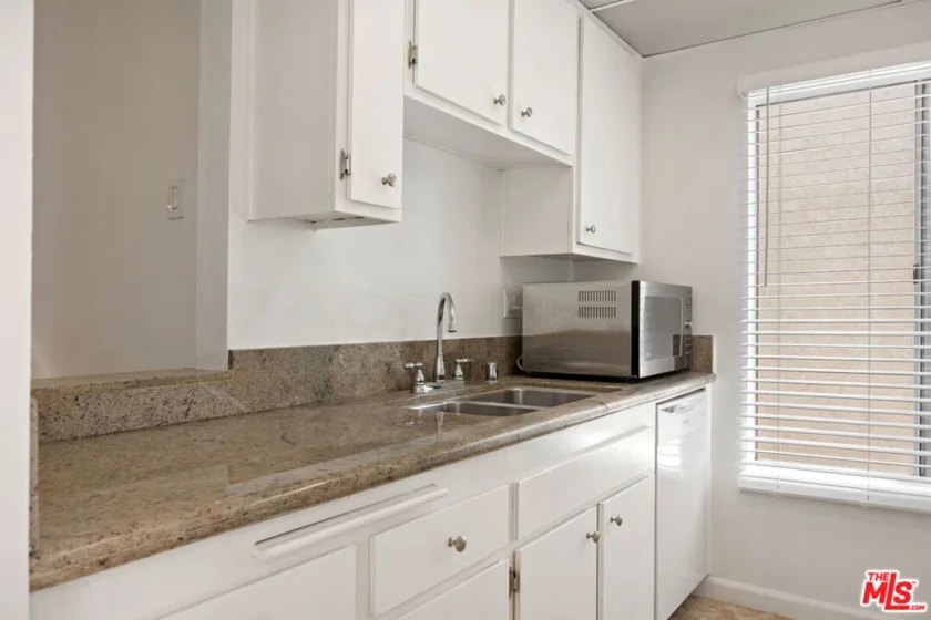 8306 Summertime Lane photo 11