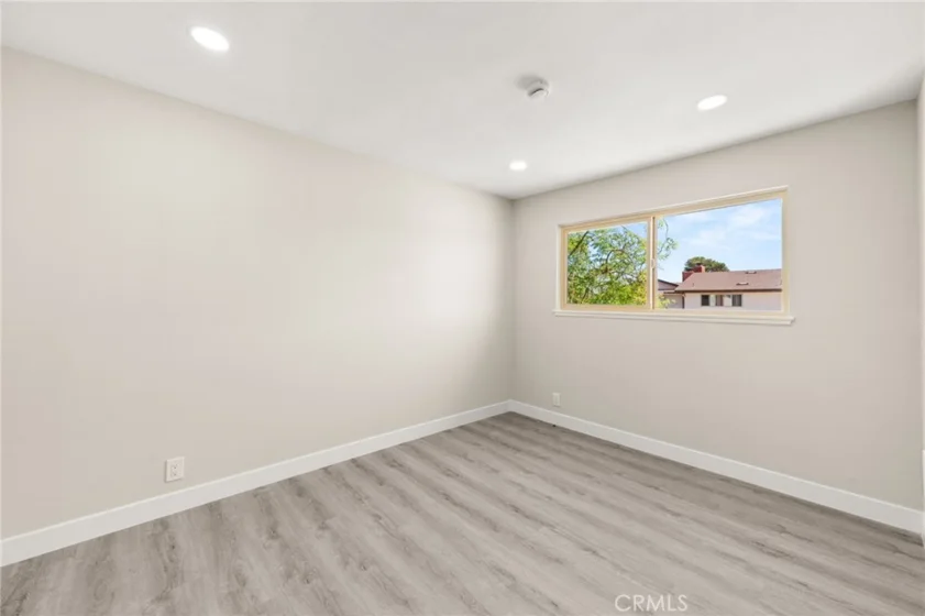 1722 Mitchell #36 photo 15
