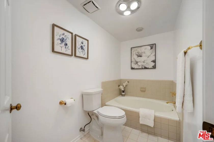 1133 9th Street #203 photo 29