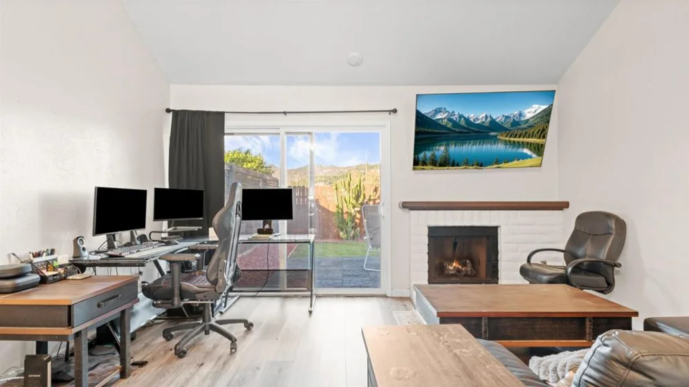 422 Devonshire Gln photo 10