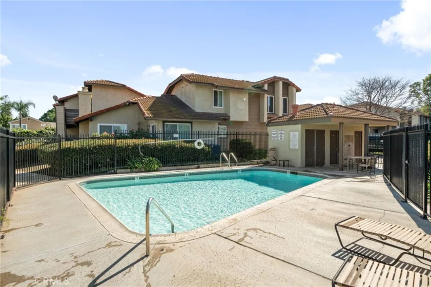 1305 Brentwood Circle #D photo 32