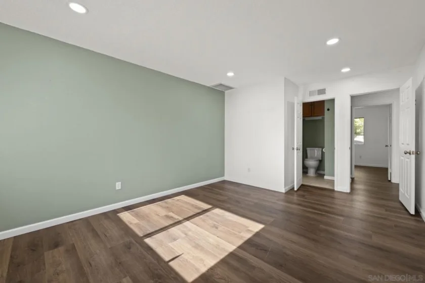 1512 Gustavo Street #B photo 14