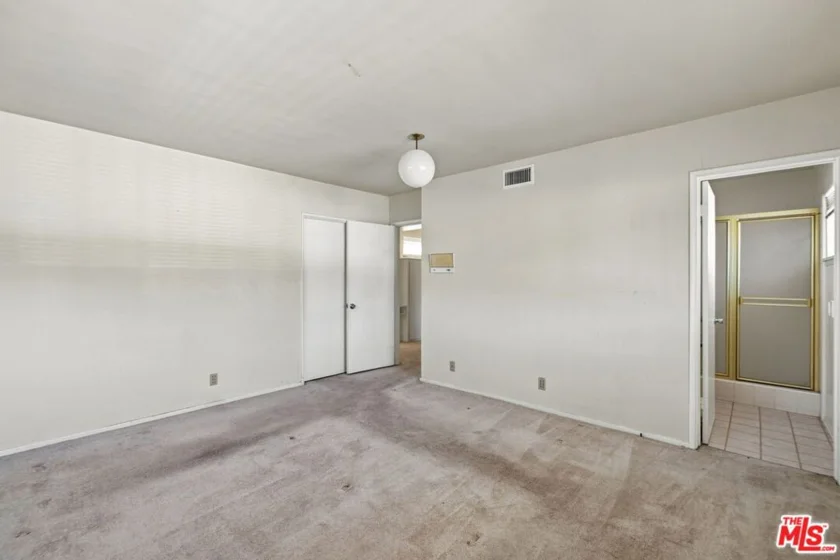 5452 W 57th Street photo 31
