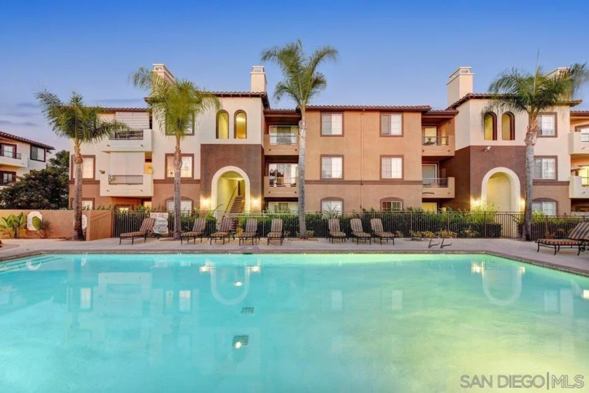 2250 Gill Village #909 photo 1