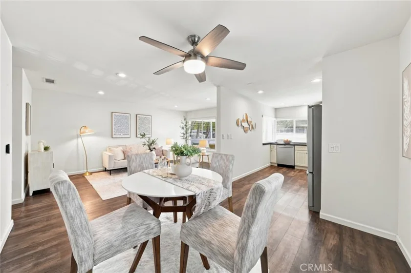 2536 Coventry photo 8