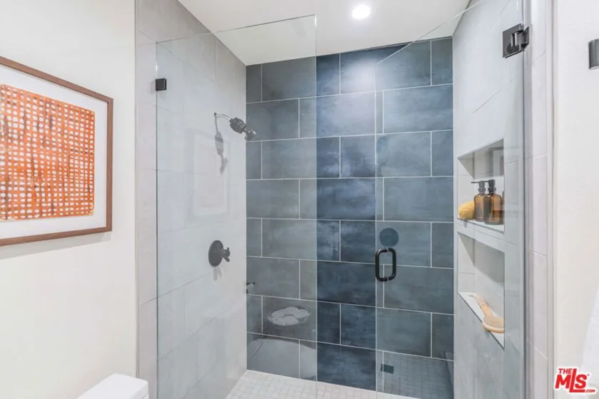 930 California Avenue #201 photo 19