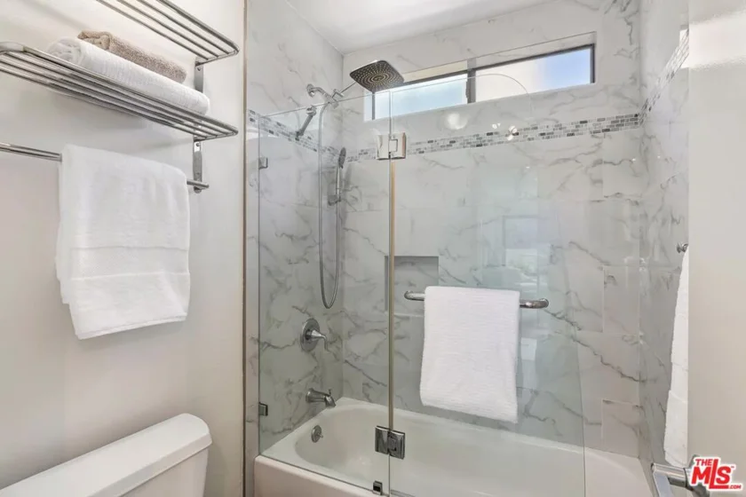 909 N Sierra Bonita Avenue #314 photo 21