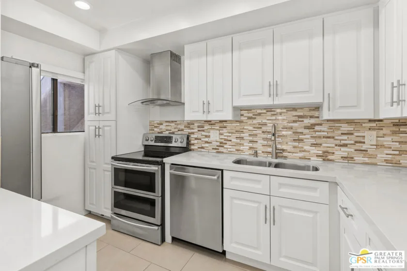 1401 Valley View Road #321 photo 11